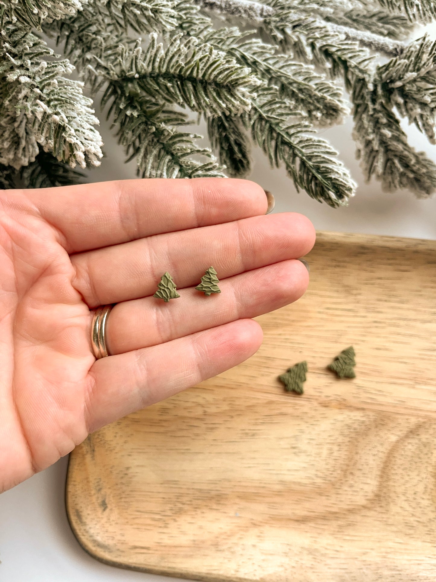 Christmas Tree Studs