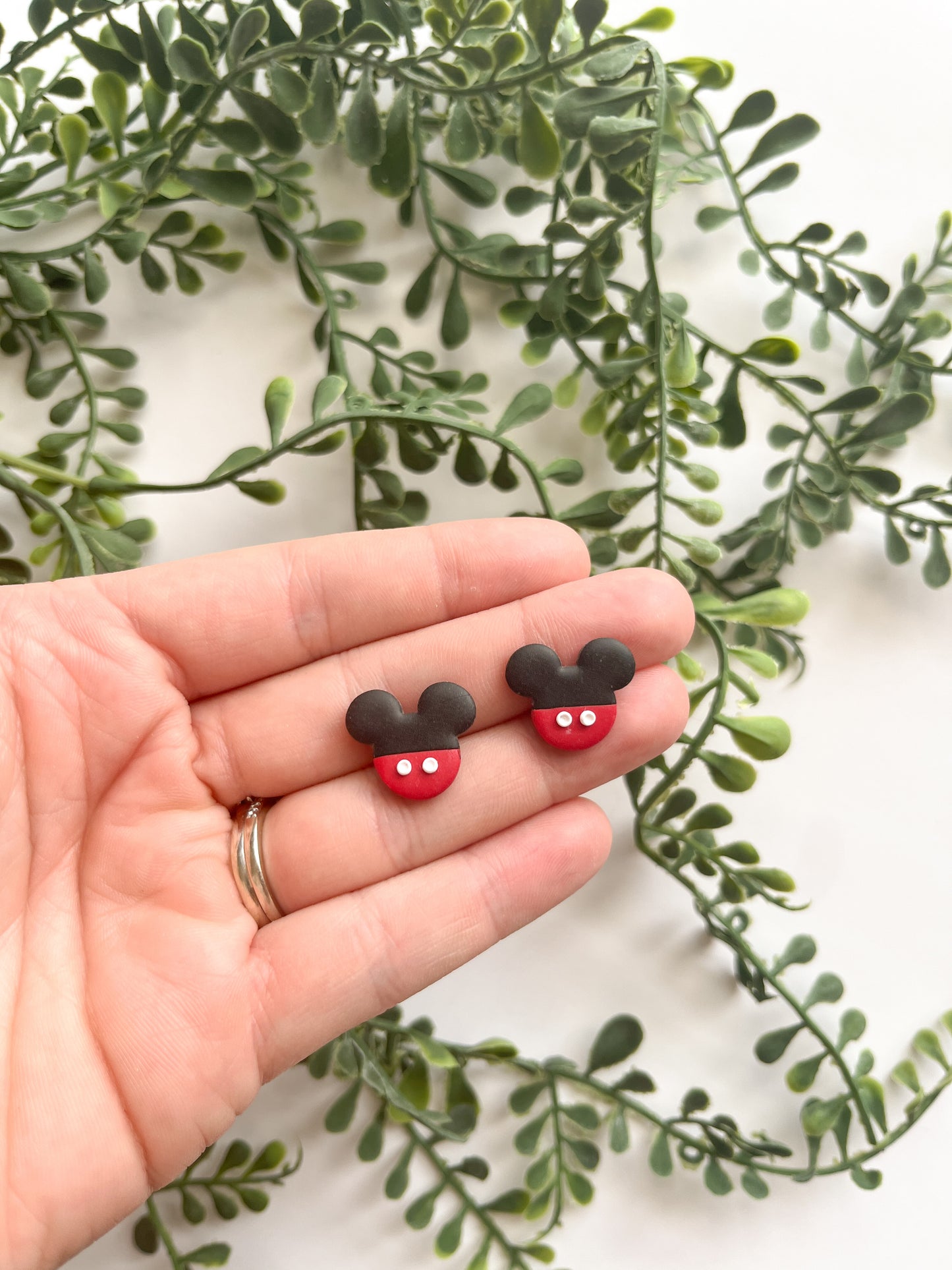 Traditional Mouse Studs