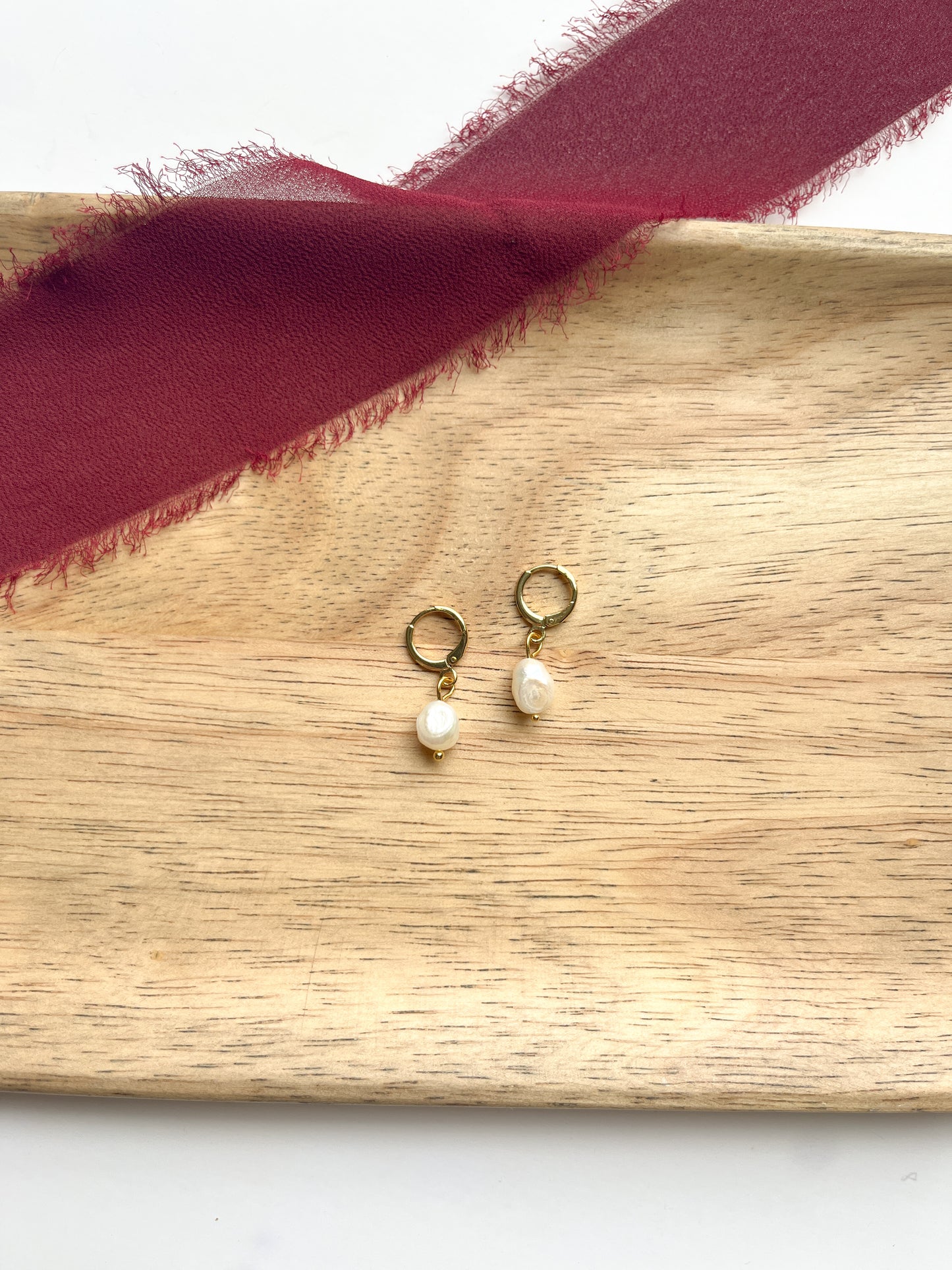 NEW Single Pearl Drops