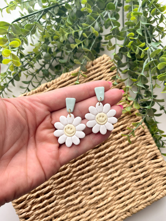 Smiley Daisy Drops