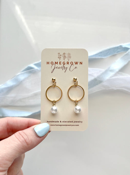 Dainty Pearl Drops