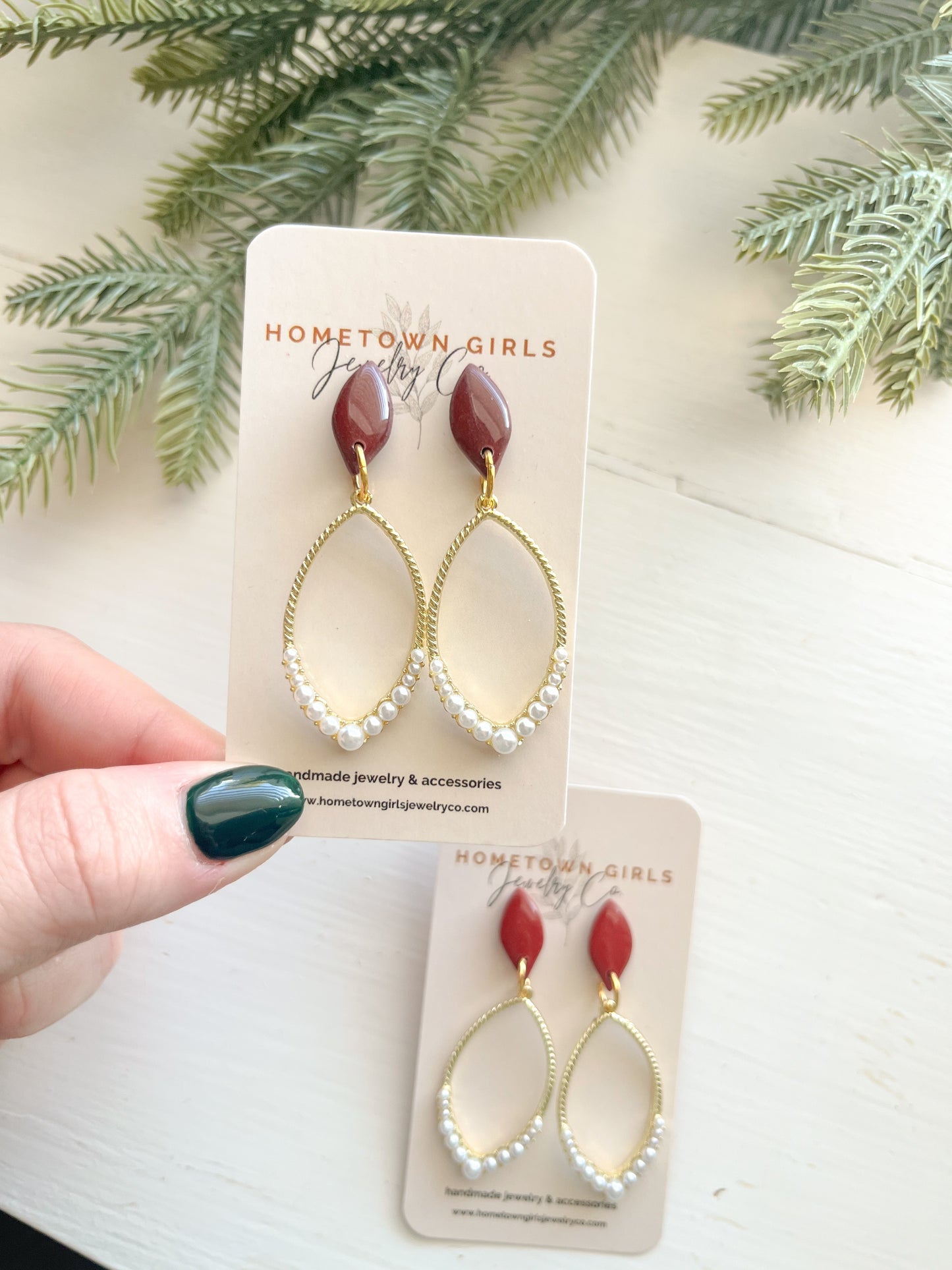 Detailed Pearl Drops